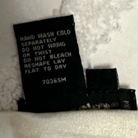 Peck & Peck Cream Top - Picture 3 of 8